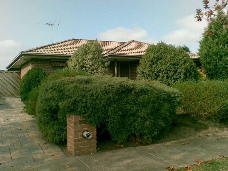 10 PENHURST STREET, Narre Warren VIC 3805
