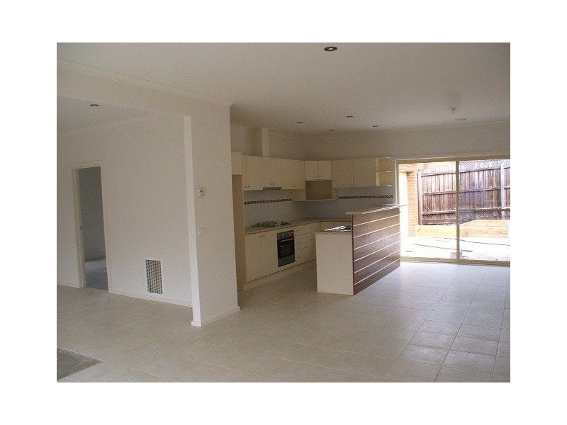 Narre Warren North VIC 3804