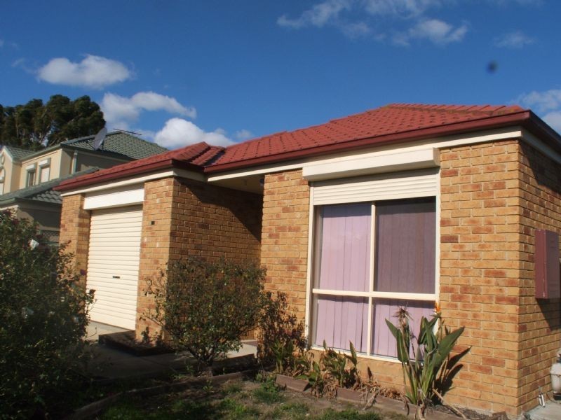 2/24 Caulfield Court, Narre Warren VIC 3805