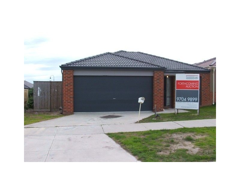 71 Golden Grove Drive, Narre Warren South VIC 3805