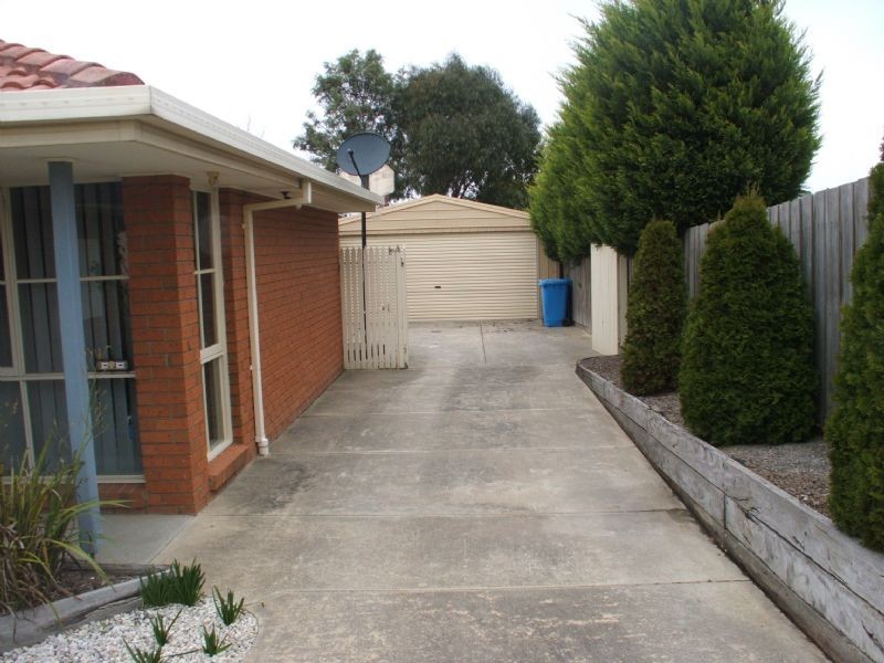 21 Saffron Drive, Hallam VIC 3803