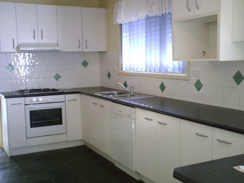 3 Cloverset Ave, Narre Warren VIC 3805