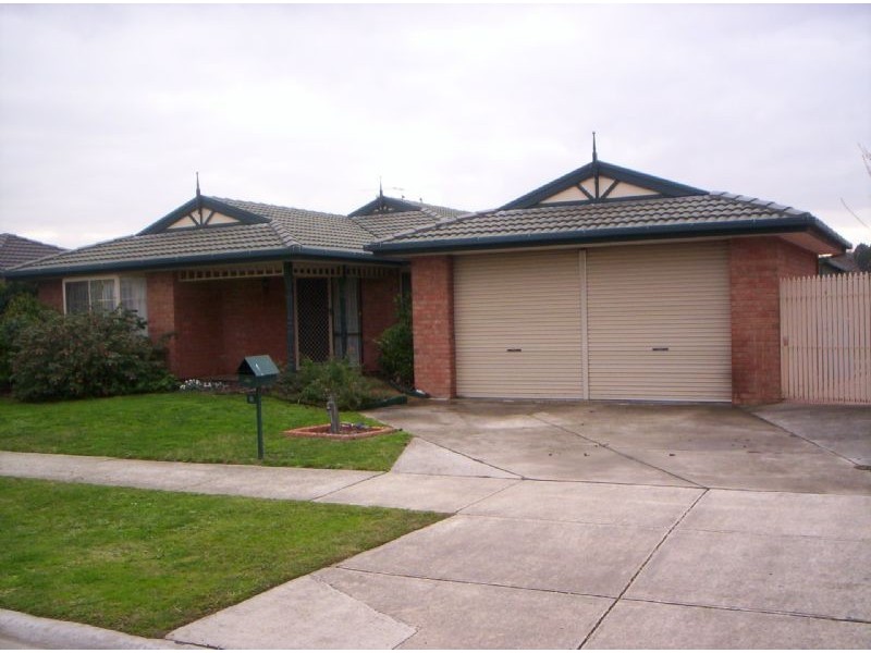 10 Drummer Lane, Narre Warren VIC 3805