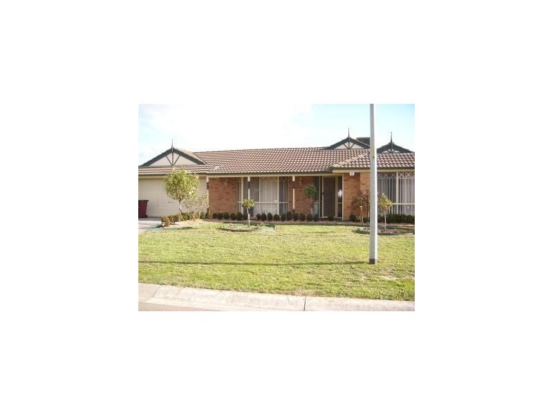 1 Milton Place, Narre Warren VIC 3805