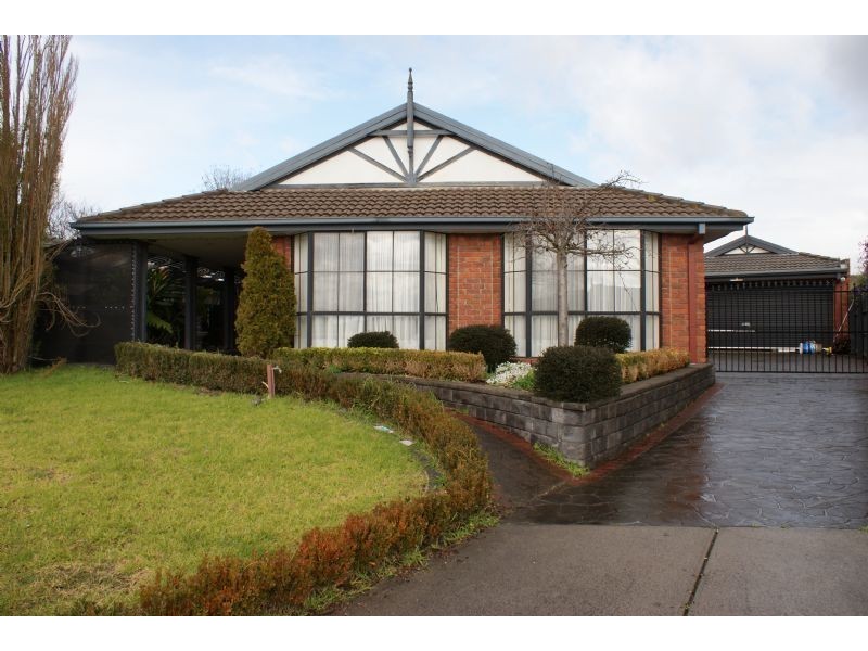 9  Plough Rise, Narre Warren South VIC 3805