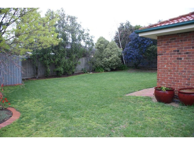 2 Christina Street, Narre Warren VIC 3805