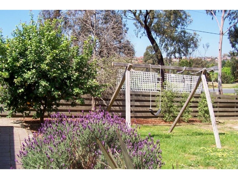 16 Facey Court, Narre Warren VIC 3805