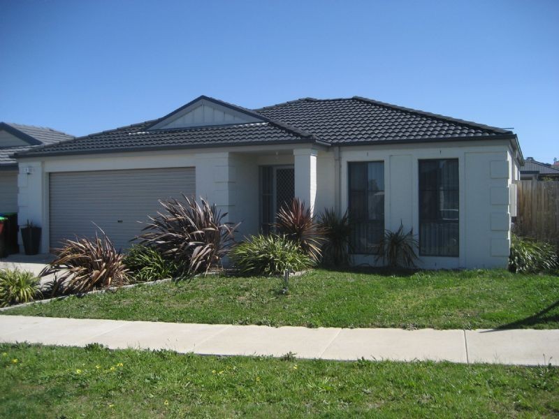 7 Wordsworth Drive, Berwick VIC 3806