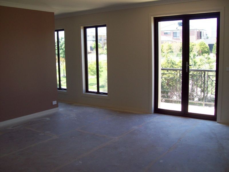 9 PICCADILLY COURT, Narre Warren South VIC 3805