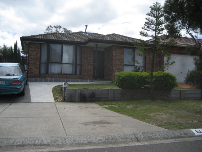 8 Cooma Court, Berwick VIC 3806