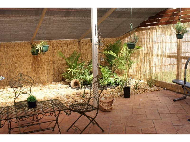 27 Ireland Avenue, Narre Warren VIC 3805