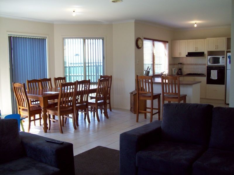 Narre Warren South VIC 3805
