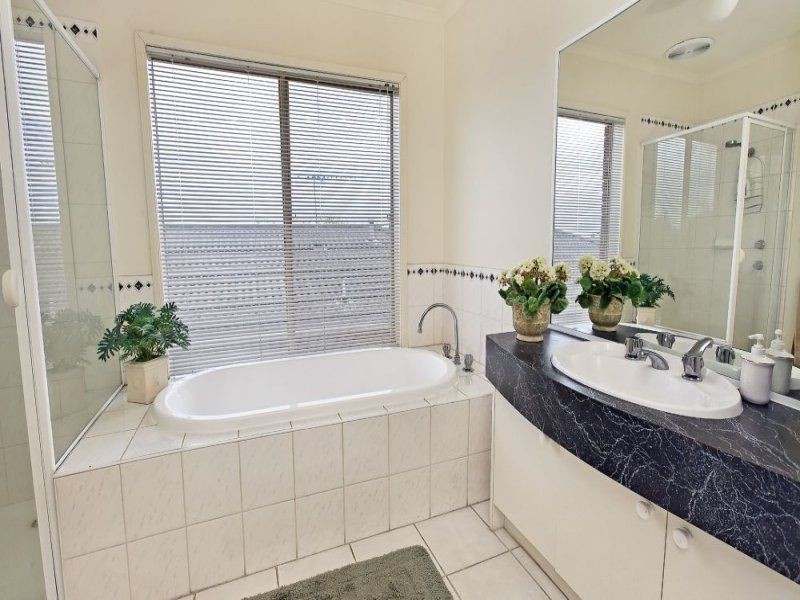 Narre Warren South VIC 3805