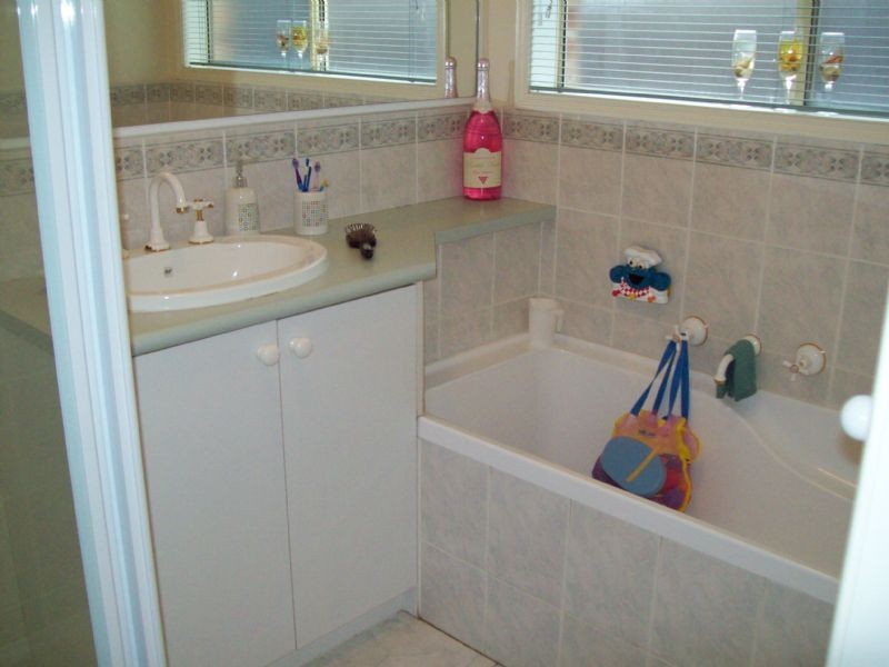 Narre Warren South VIC 3805