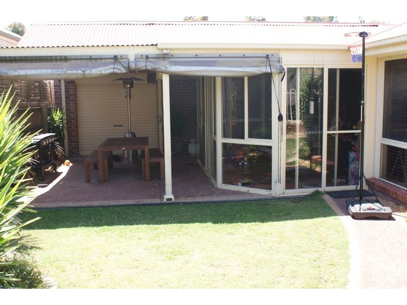 Narre Warren South VIC 3805