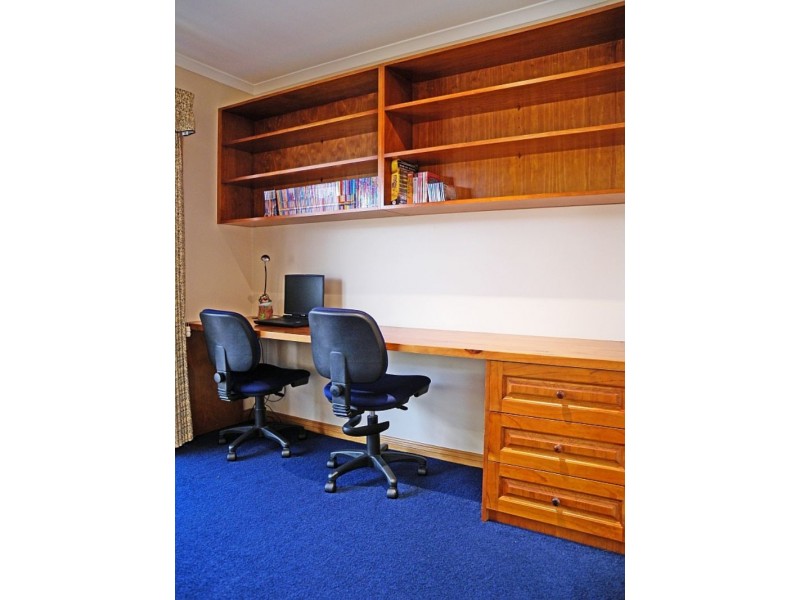 Narre Warren South VIC 3805