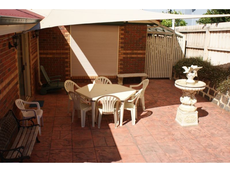 33 LASIANDRA CIRCUIT, Narre Warren VIC 3805