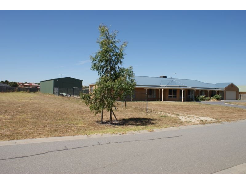 Narre Warren North VIC 3804