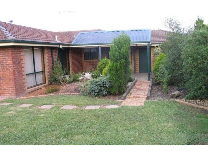 30 COBBLESTONE AVENUE, Narre Warren South VIC 3805