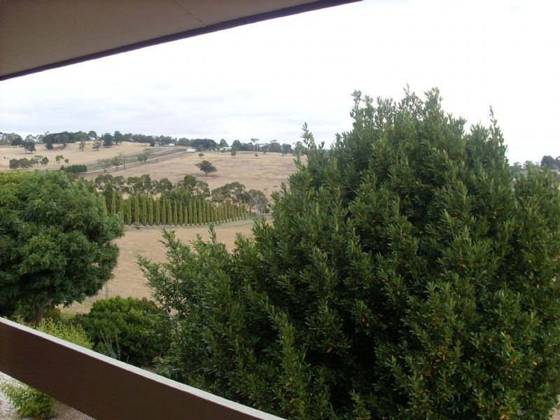 68 Bailey Road, Narre Warren North VIC 3804