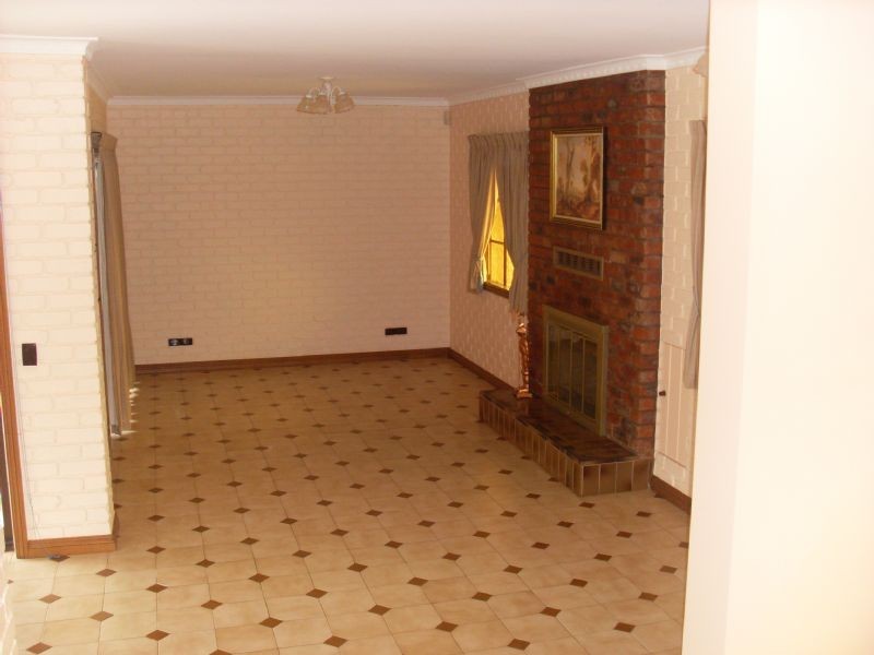 68 Bailey Road, Narre Warren North VIC 3804