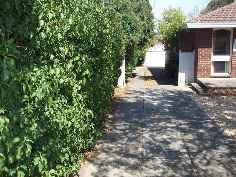 (REAR) 445 Princes Highway, Narre Warren VIC 3805