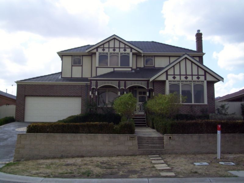 6 Siandra Place, Berwick VIC 3806