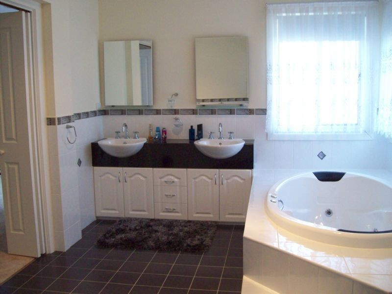 Narre Warren South VIC 3805