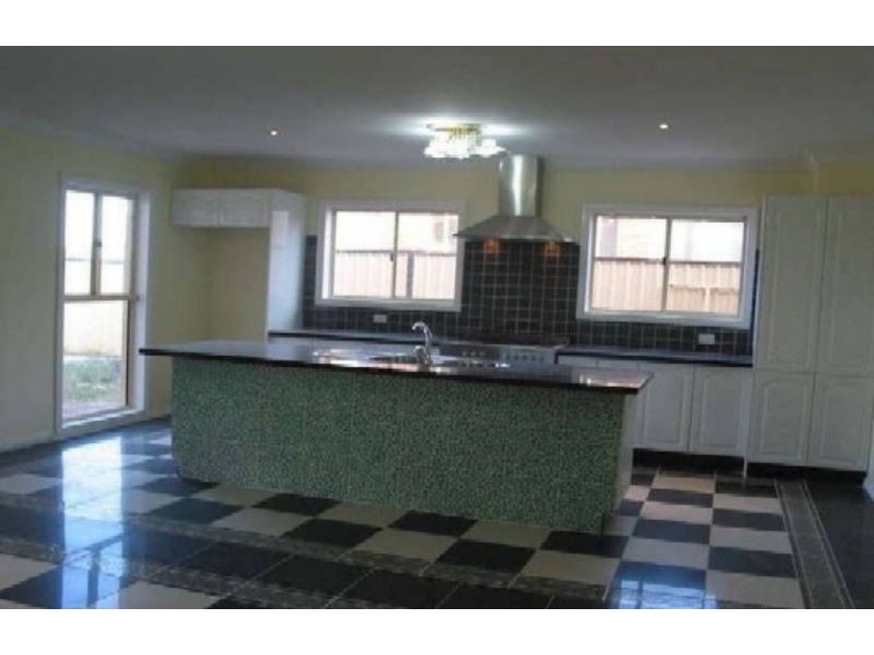 9 MESSINA PLACE, Narre Warren South VIC 3805