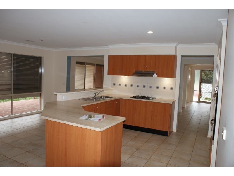 Narre Warren South VIC 3805