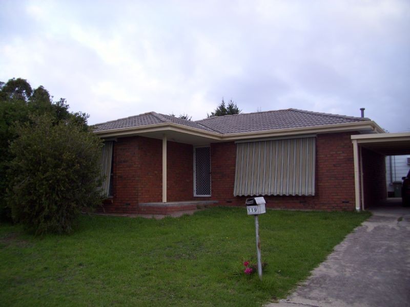 119 Gipps Crescent, Cranbourne VIC 3977