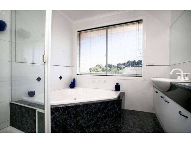 Narre Warren South VIC 3805