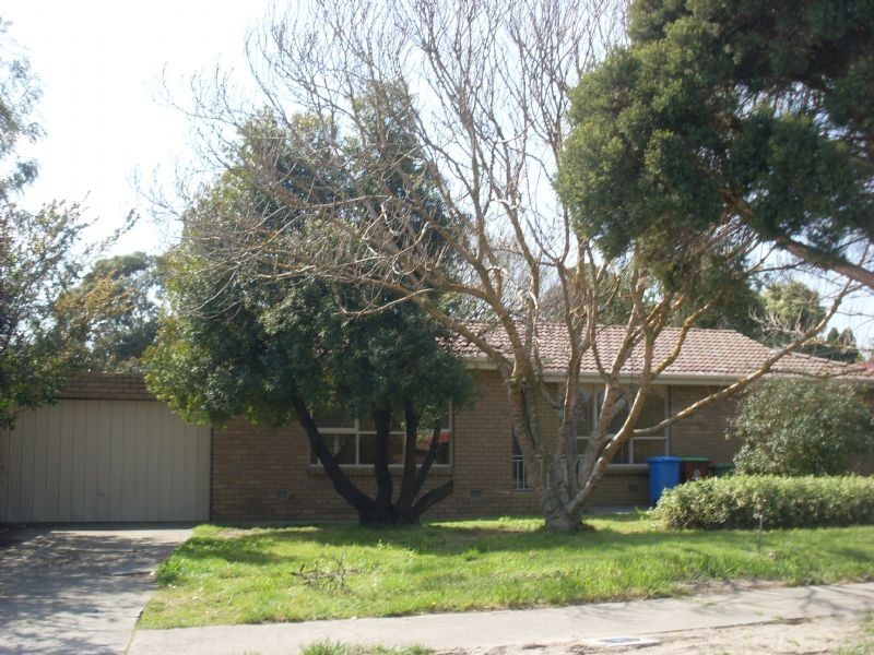 38 Valleyfair Drive, Narre Warren VIC 3805