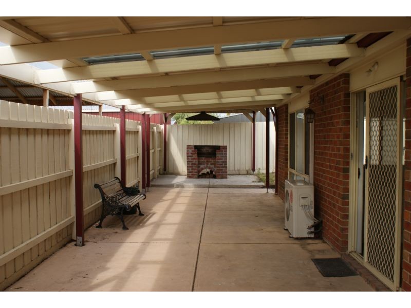 6 NORWEGIAN WAY, Narre Warren South VIC 3805