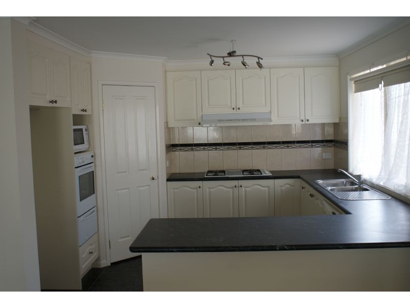 6 NORWEGIAN WAY, Narre Warren South VIC 3805
