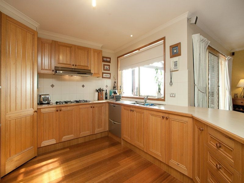 10 Eastern Park Square, Narre Warren South VIC 3805