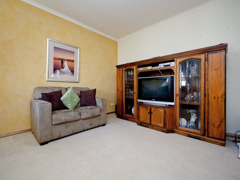 10 Eastern Park Square, Narre Warren South VIC 3805