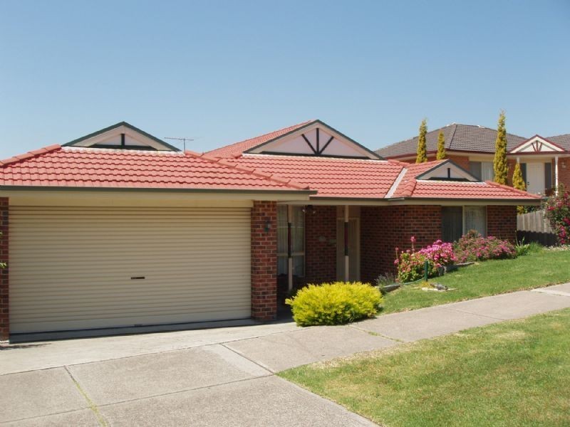 154 DAVID COLLINS DRIVE, Endeavour Hills VIC 3802