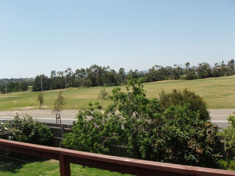 154 DAVID COLLINS DRIVE, Endeavour Hills VIC 3802