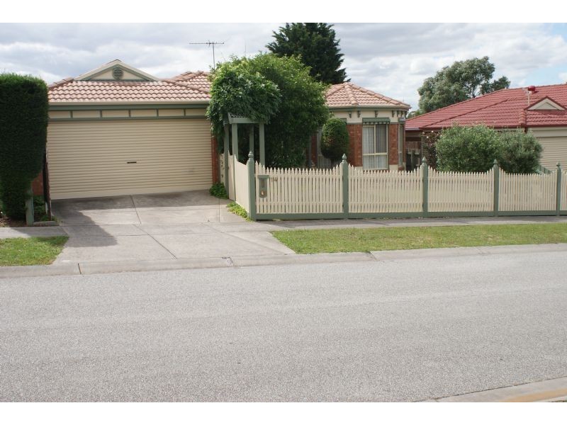 14  Ainsleigh Court, Narre Warren VIC 3805