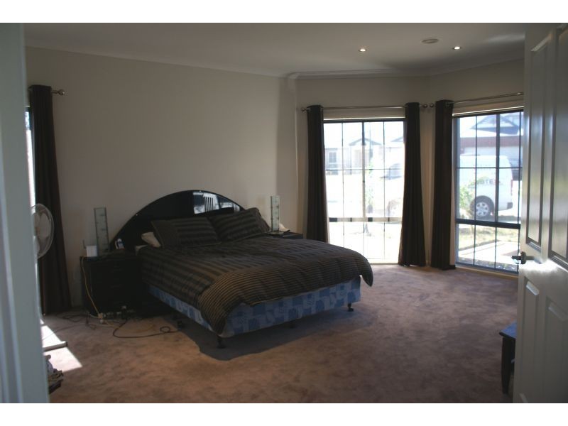 31 VERT AVENUE, Narre Warren South VIC 3805