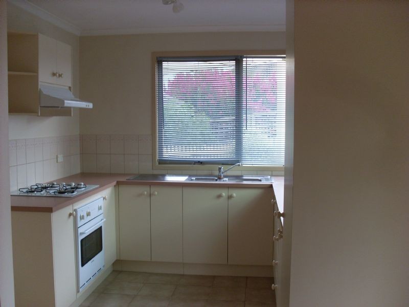 22 Mirrabook Court, Berwick VIC 3806