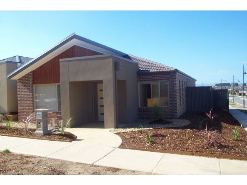 70 Alisma Boulevard, Cranbourne North VIC 3977