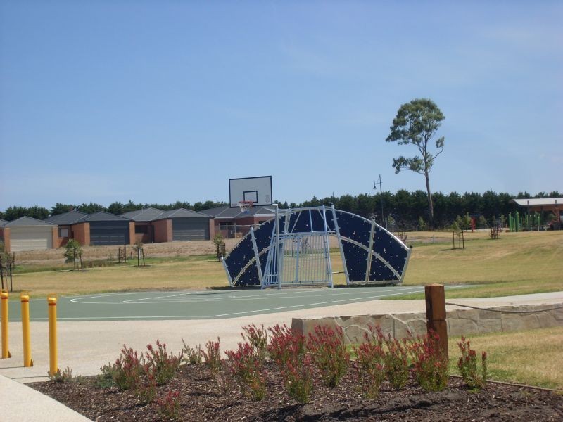 70 Alisma Boulevard, Cranbourne North VIC 3977