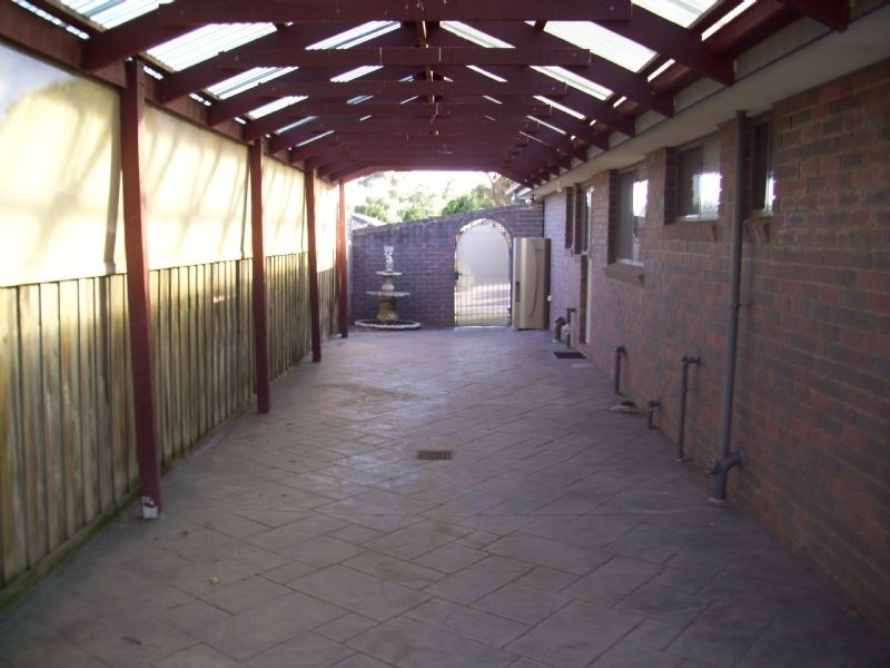 5 London Crescent, Narre Warren VIC 3805