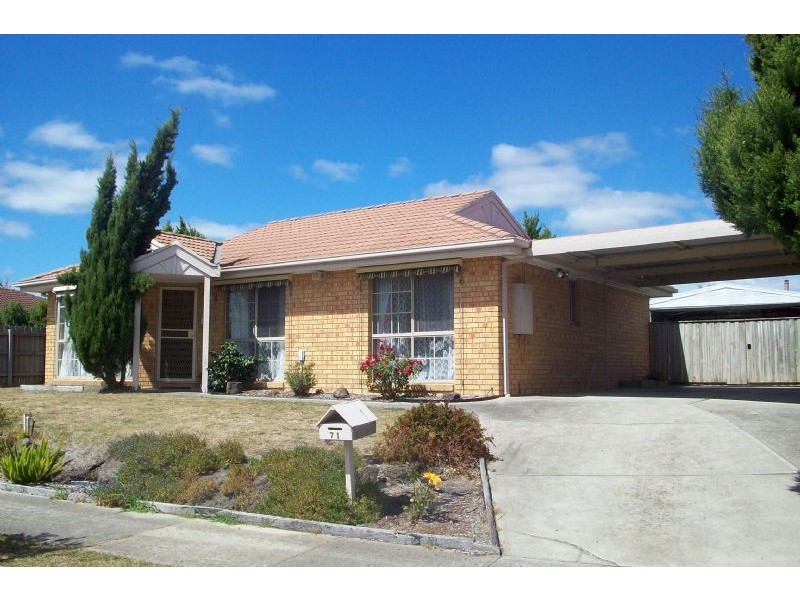 71 Pentland Drive, Narre Warren VIC 3805