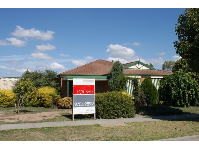 13 RALEIGH DRIVE, Narre Warren South VIC 3805