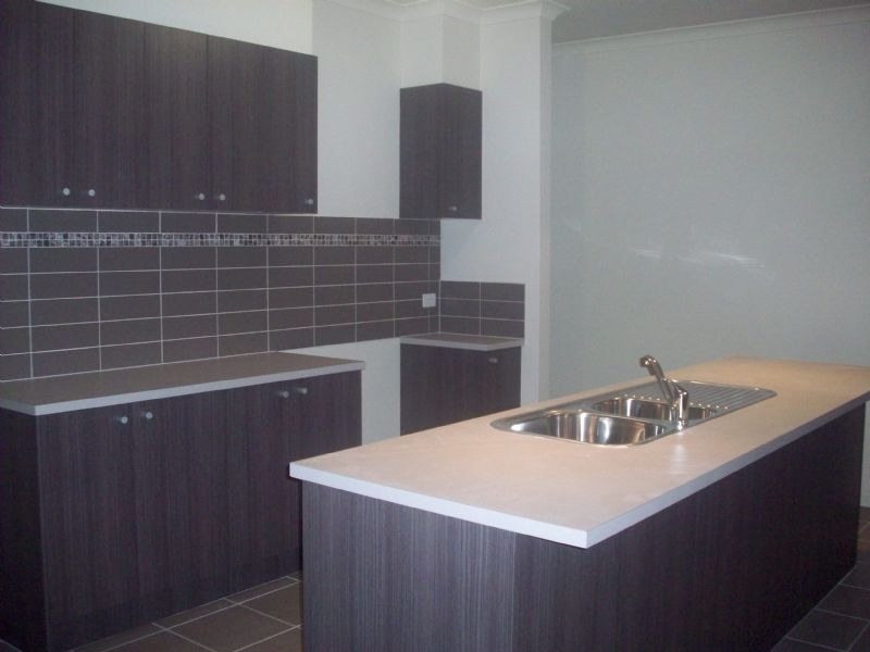 22 Perry Circuit, Cranbourne North VIC 3977