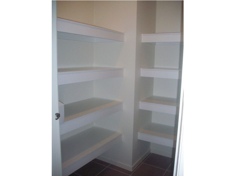 22 Perry Circuit, Cranbourne North VIC 3977