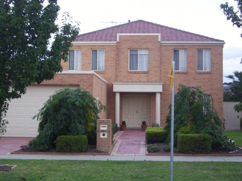 52 The Promenade, Narre Warren South VIC 3805